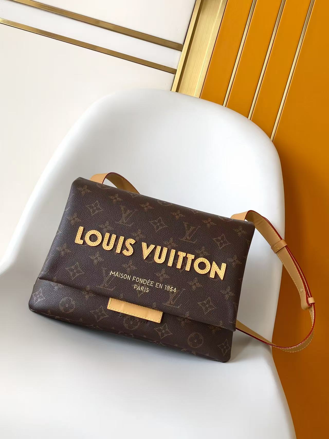 Louis Vuitton LV Classic Handbag Premium Canvas Model MB163 Gold Hardware Evening Party Fashion Bag